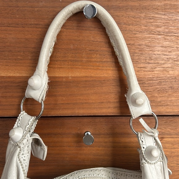 Balenciaga
Motocross Giant Covered Brogues Day bag Hobo handbag - Picture 7 of 12